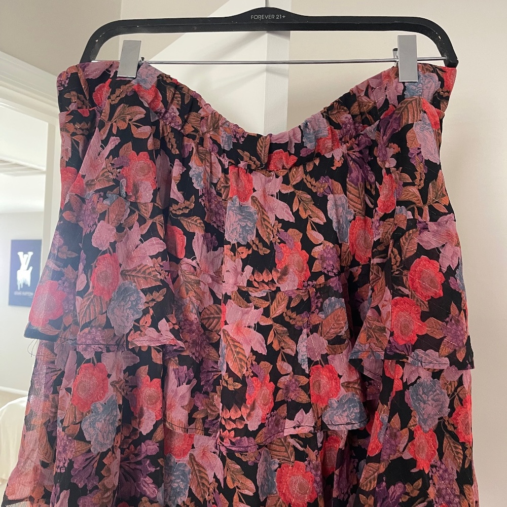 Tiered skirt